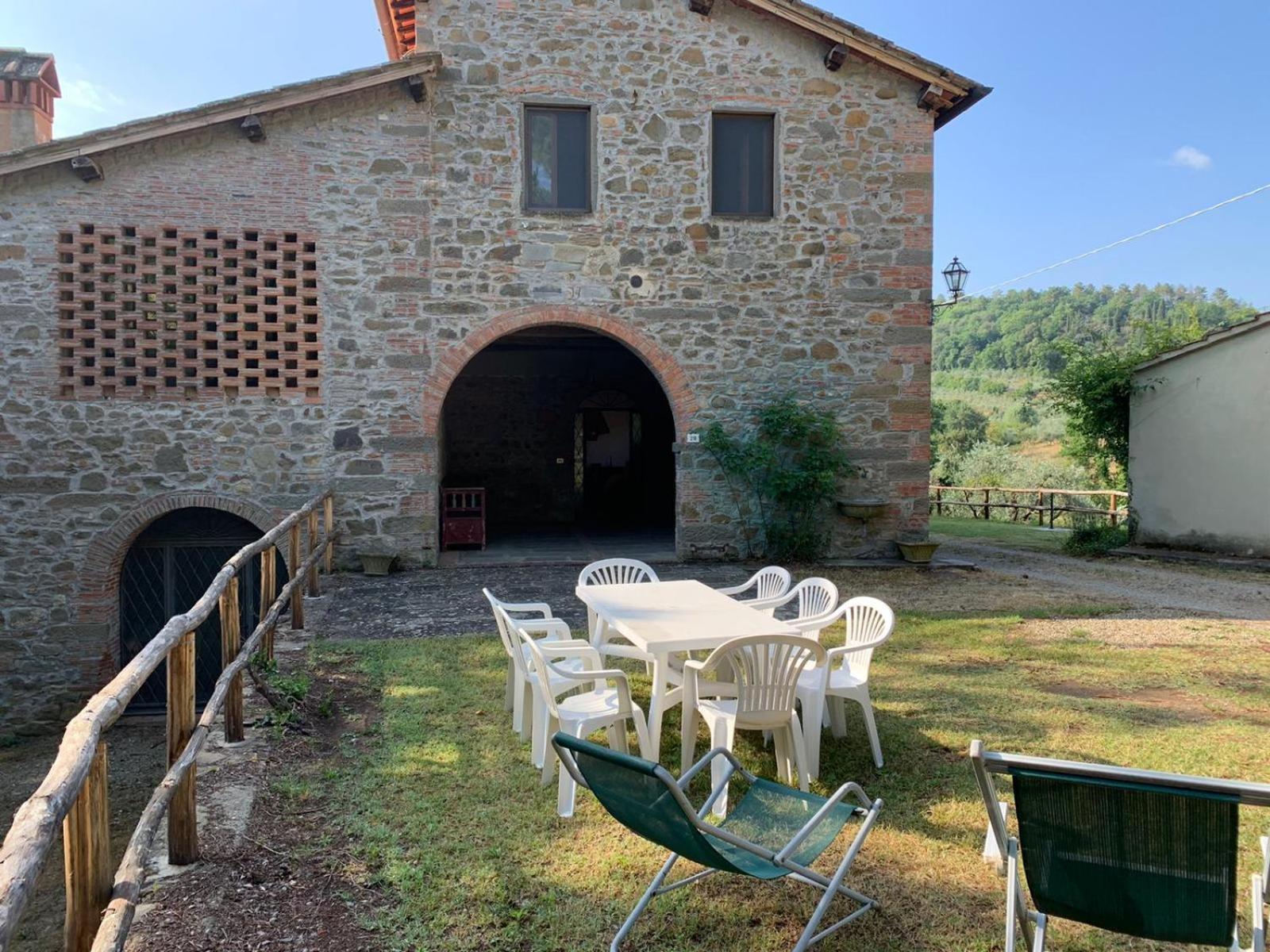 Agriturismo Fattoria Celle ฟิลยีเน วัลดาร์โน ห้อง รูปภาพ