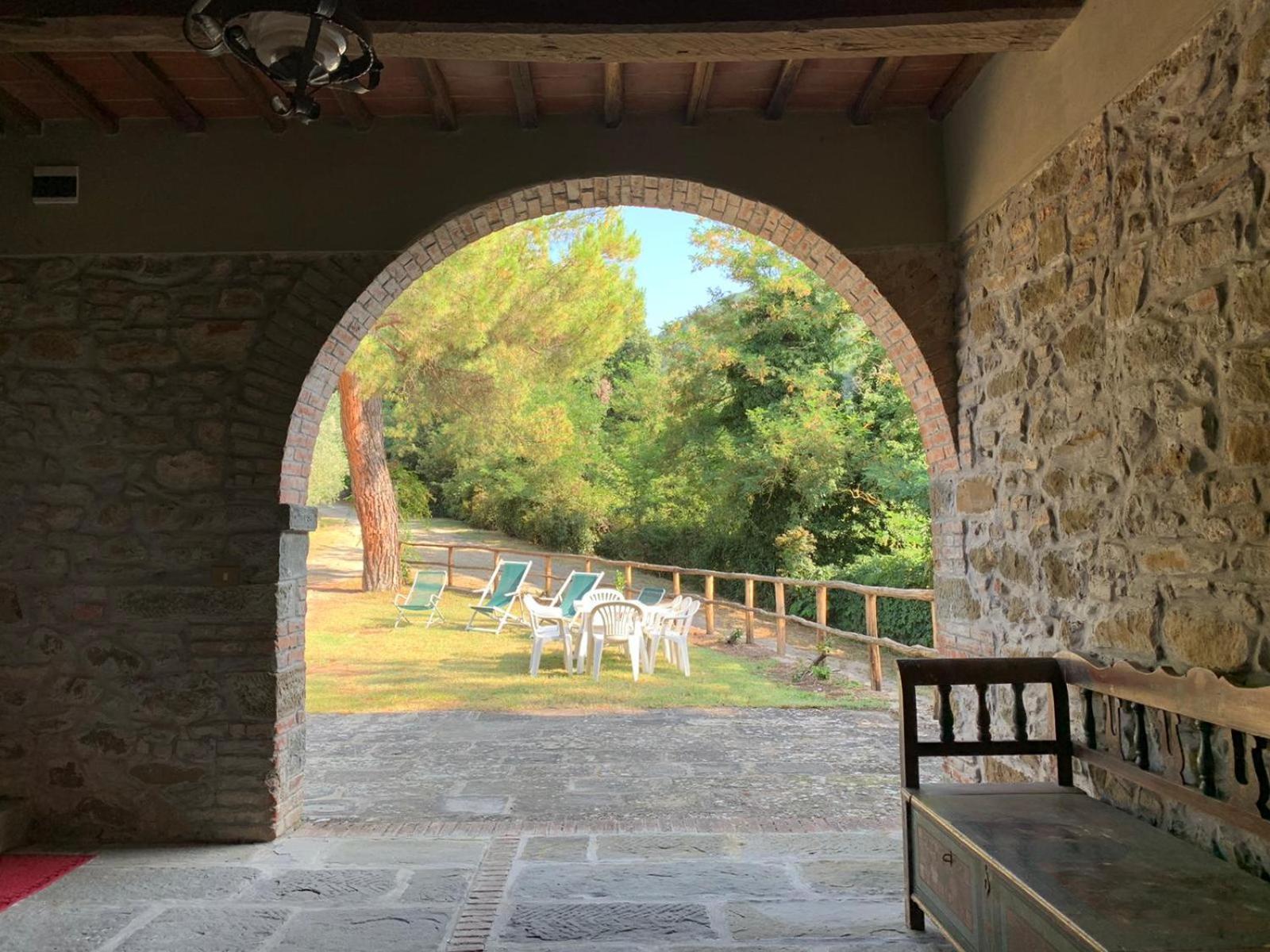 Agriturismo Fattoria Celle ฟิลยีเน วัลดาร์โน ห้อง รูปภาพ